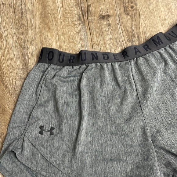 UNDER ARMOR SHORTS womens XL in color grey - Picture 2 of 4